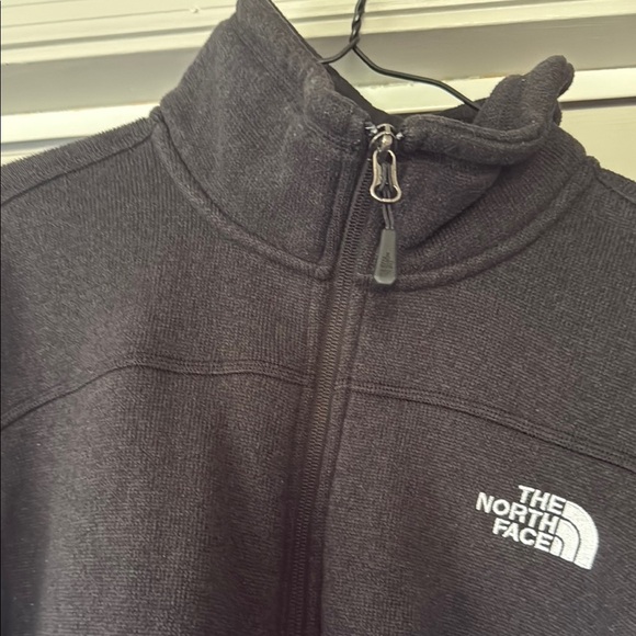 The North Face Black Fleece Pullover - Picture 3 of 5